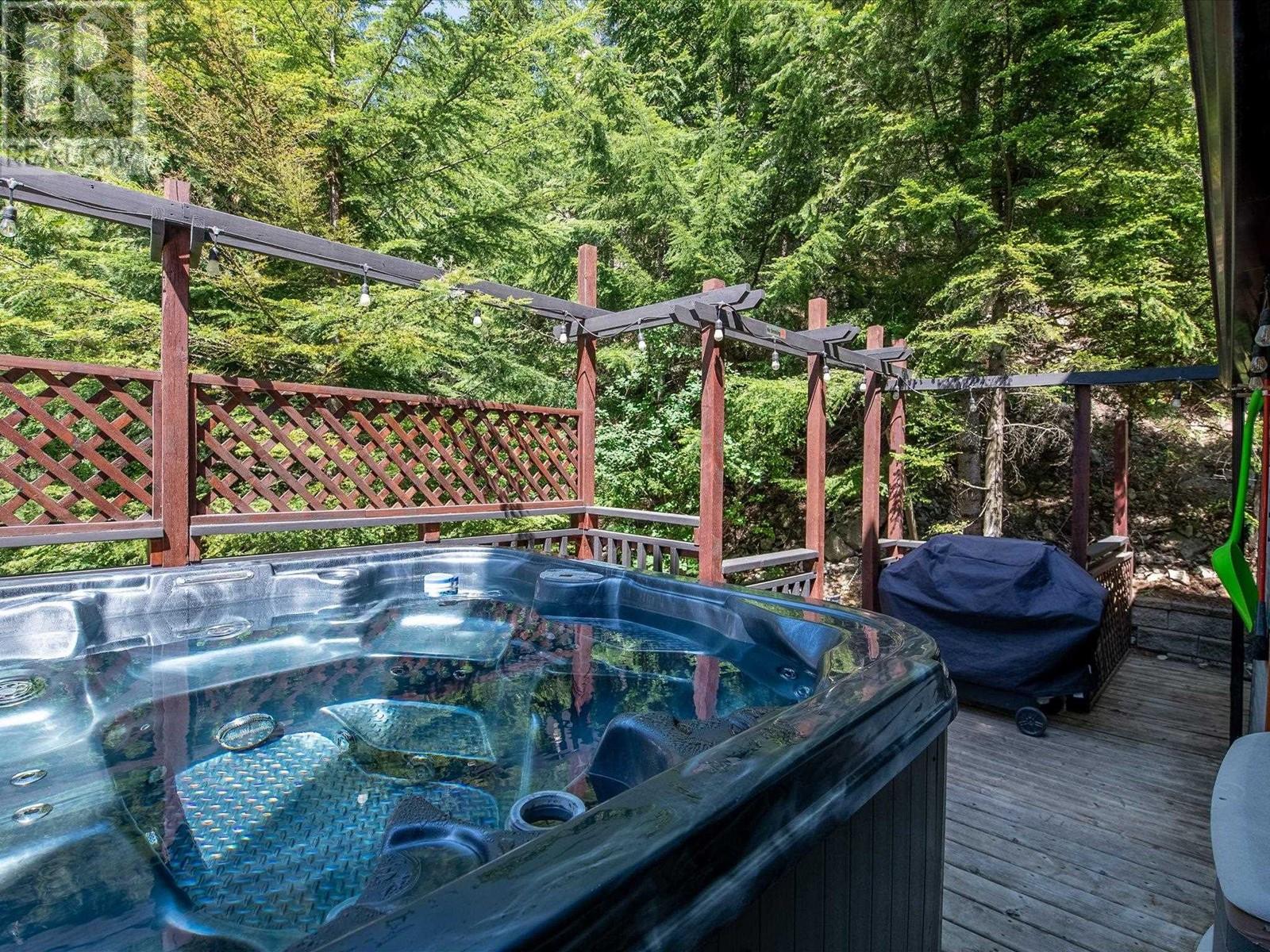 14 2014 London Lane, Whistler, British Columbia  V8E 0B6 - Photo 7 - R2837059
