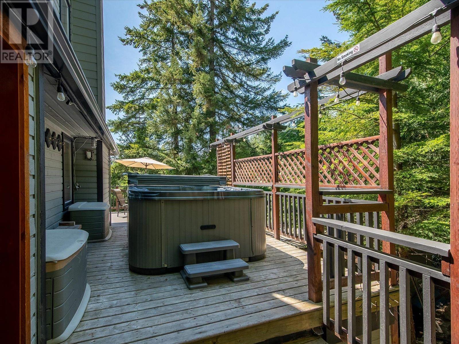 14 2014 London Lane, Whistler, British Columbia  V8E 0B6 - Photo 8 - R2837059
