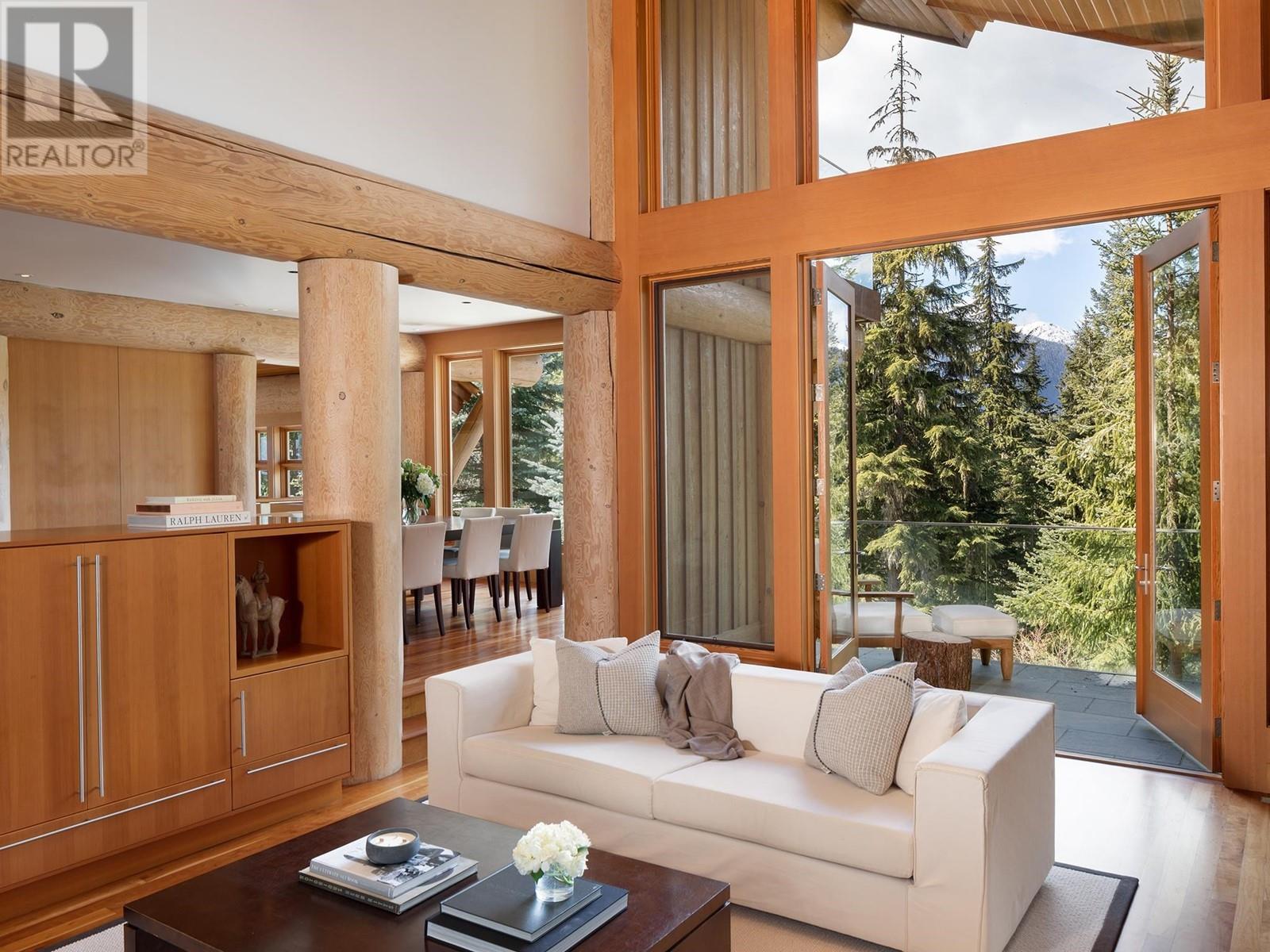 4673 Blackcomb Way, Whistler, British Columbia  V8E 0Z3 - Photo 10 - R2834059