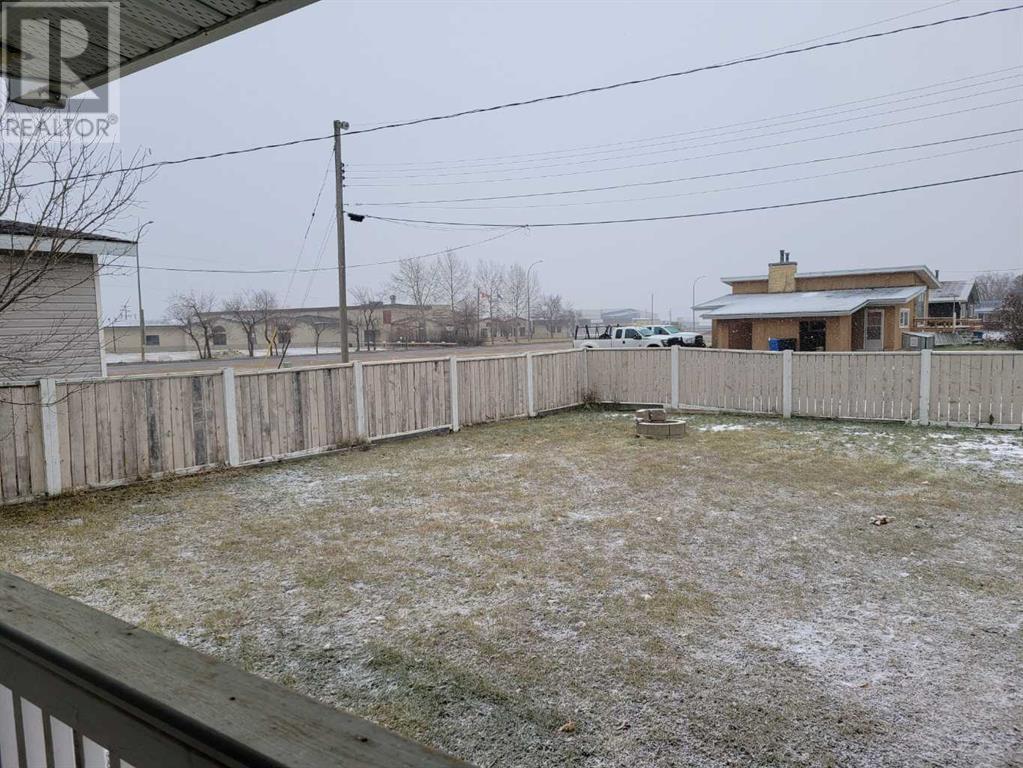 5103 50 Avenue, Grimshaw, Alberta  T0H 1W0 - Photo 24 - A2092480