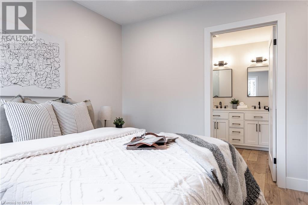 223 William Street, Stratford, Ontario  N5A 4Y2 - Photo 13 - 40470886