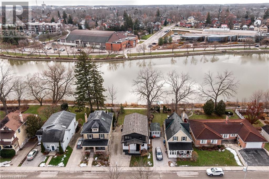 223 William Street, Stratford, Ontario  N5A 4Y2 - Photo 3 - 40470886