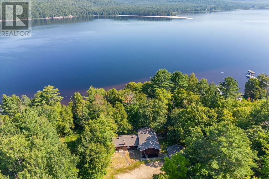 116 LAU-REN ROAD Laurentian Hills