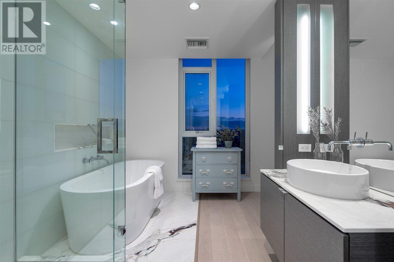 32f 1499 W Pender, Vancouver, British Columbia  V6G 0A7 - Photo 23 - R2837187