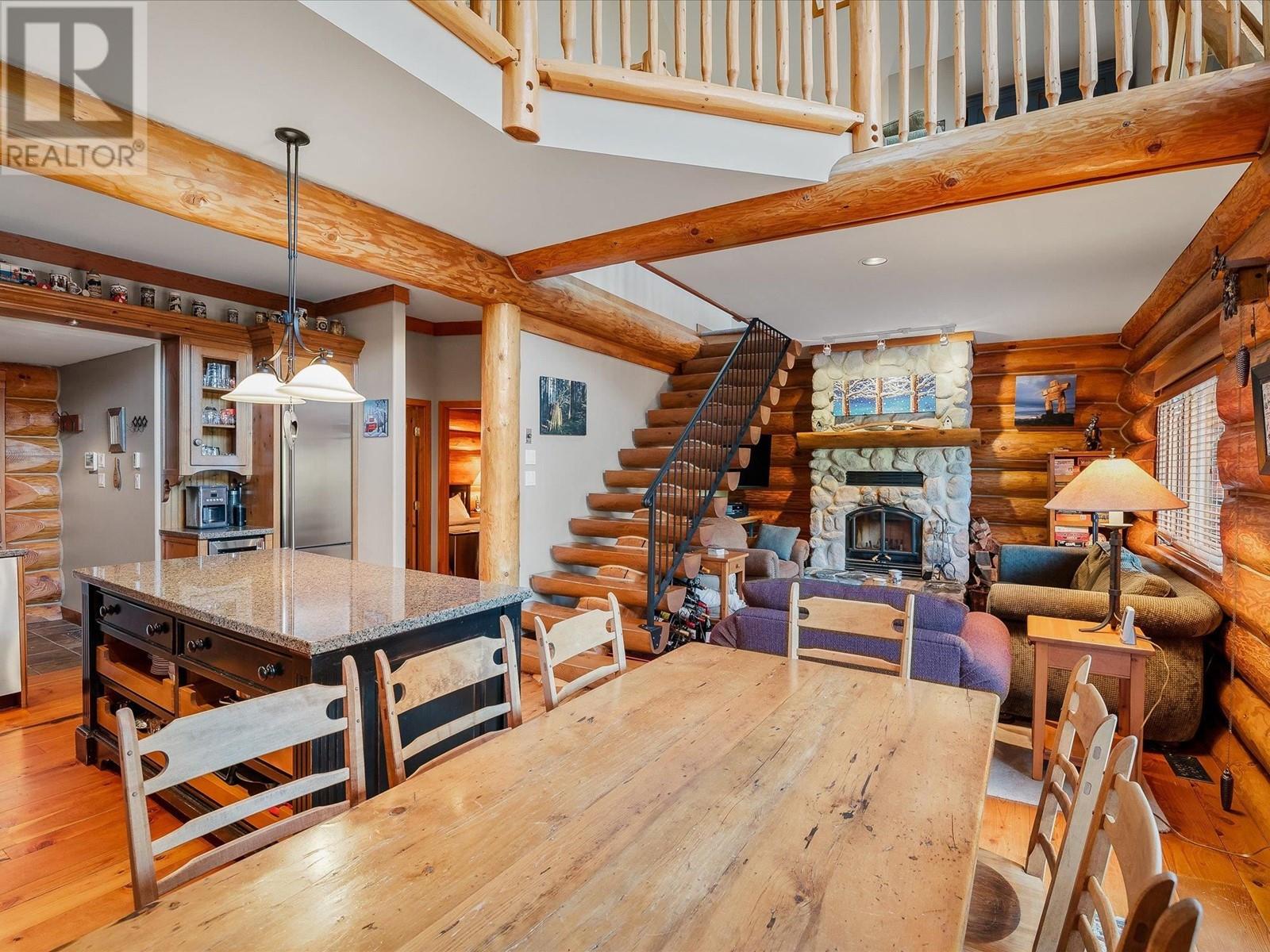 3310 Panorama Ridge, Whistler, British Columbia  V8E 0B8 - Photo 3 - R2824208