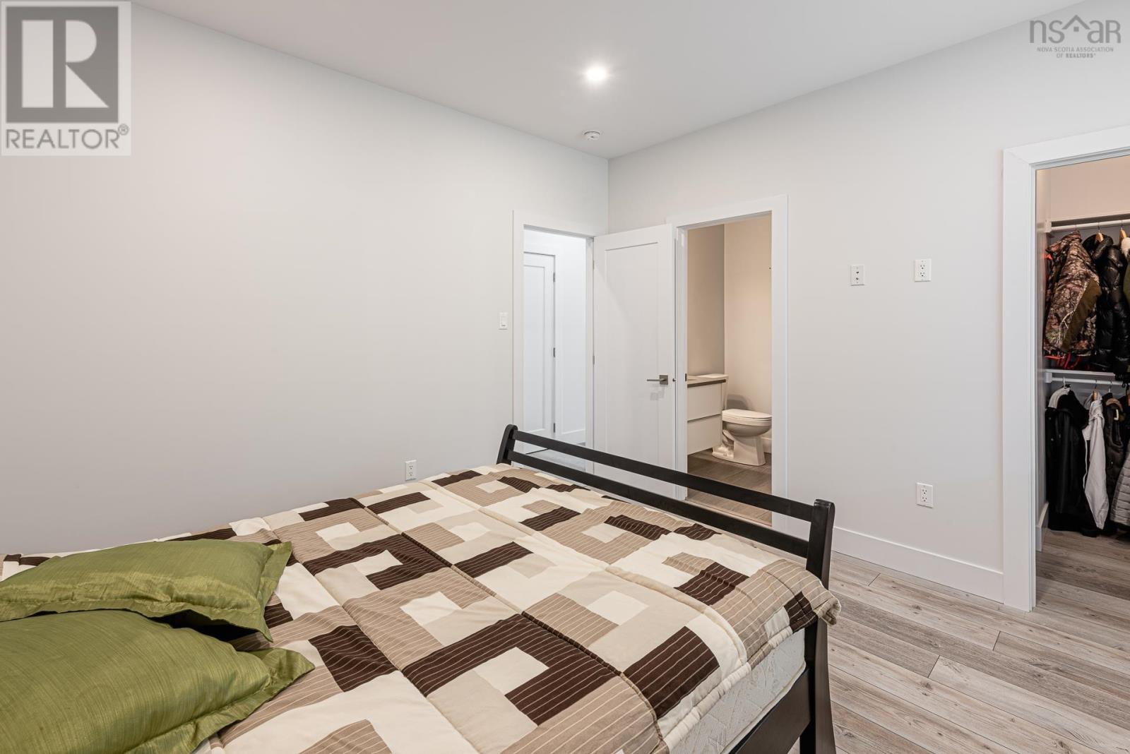 200 Mccabe Lake Drive, Middle Sackville, Nova Scotia  B4E 0M8 - Photo 35 - 202316341