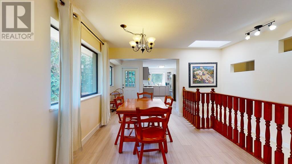 274 King Road, Gibsons, British Columbia  V0N 1V5 - Photo 23 - R2837148