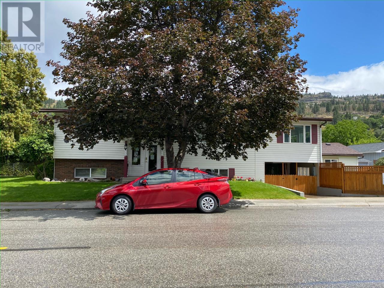 96 Yorkton Avenue, Penticton, British Columbia  V2A 3V1 - Photo 13 - 201939