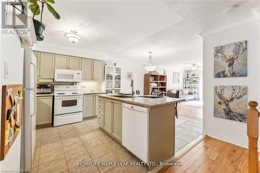 350 Lakebreeze Drive Unit# 8, Clarington, Ontario  L1B 1N2 - Photo 5 - 40521701