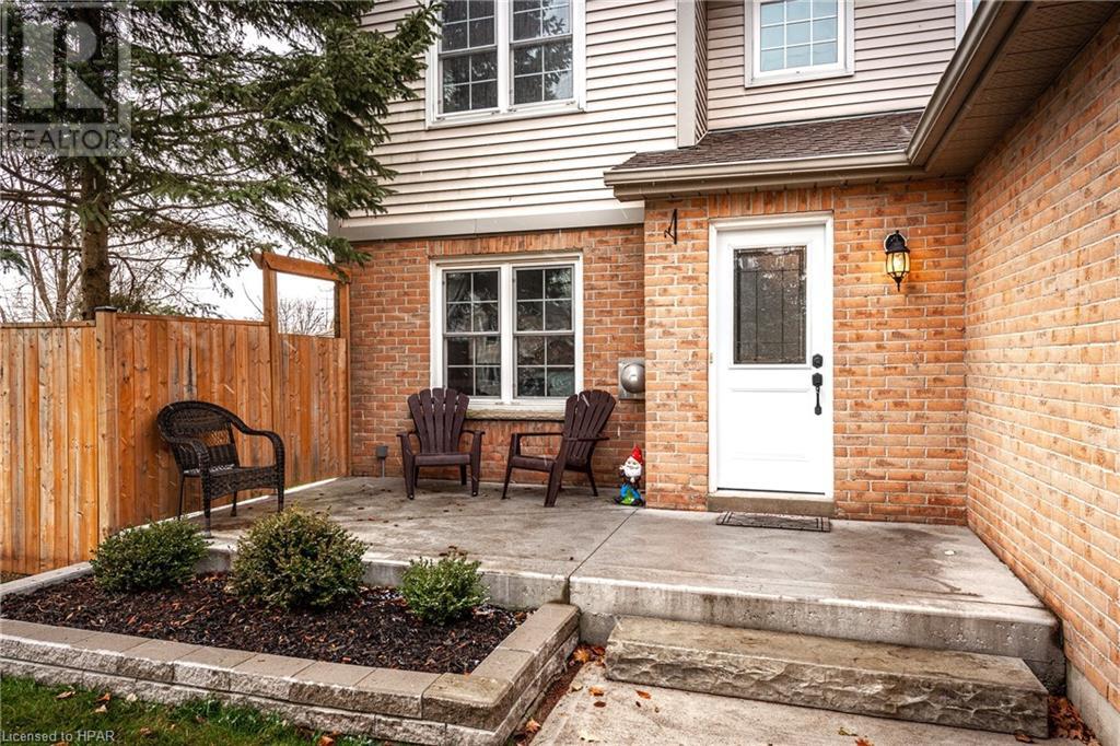62 Edison Street, Stratford, Ontario N5A 7V2 (26354482) Coldwell Banker Goderich Real Estate