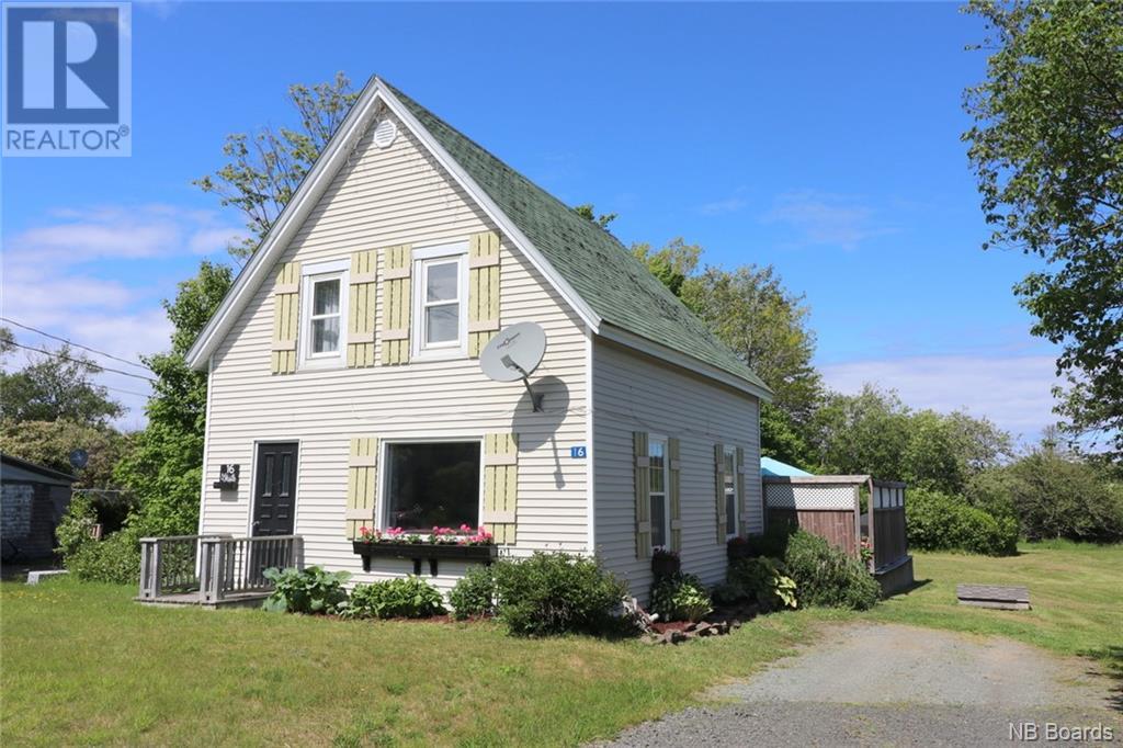 16 Whistle Road, Grand Manan, New Brunswick  E5G 1B1 - Photo 1 - NB070089