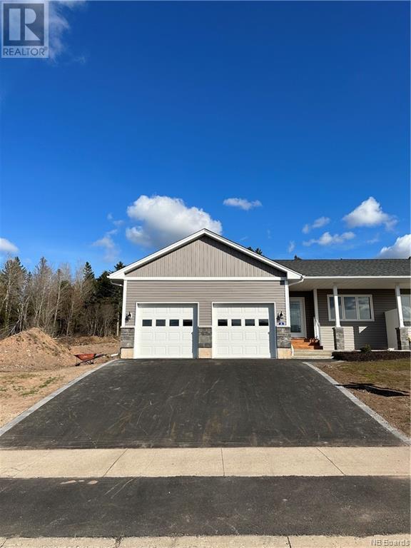 8 Oak Leaf Lane, Hampton, New Brunswick  E5N 0P3 - Photo 1 - NB073946