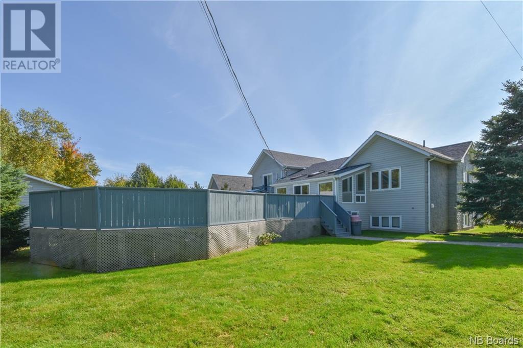 591 Pascal Street, Tracadie, New Brunswick  E1X 1B5 - Photo 11 - NB092671