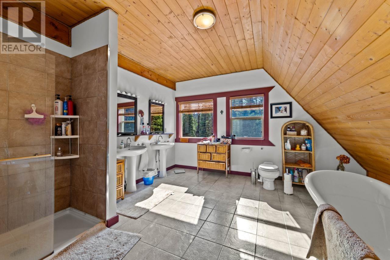 Taweel Lake Road, Barriere, British Columbia    - Photo 17 - 176058