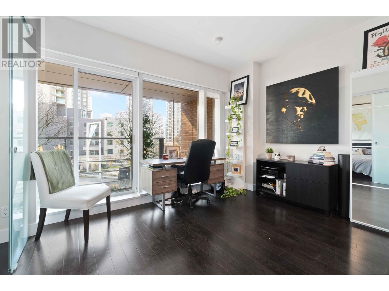 206 535 Smithe Street, Vancouver, British Columbia  V6B 0H2 - Photo 2 - R2832789