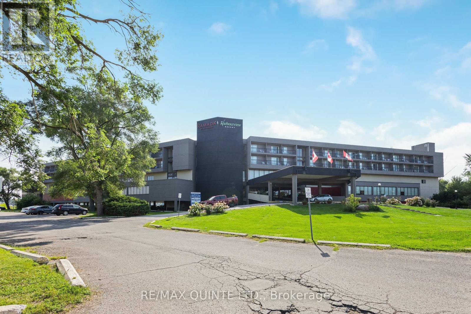 #203 -11 Bay Bridge Rd, Belleville, Ontario  K8P 3P6 - Photo 2 - X7360376