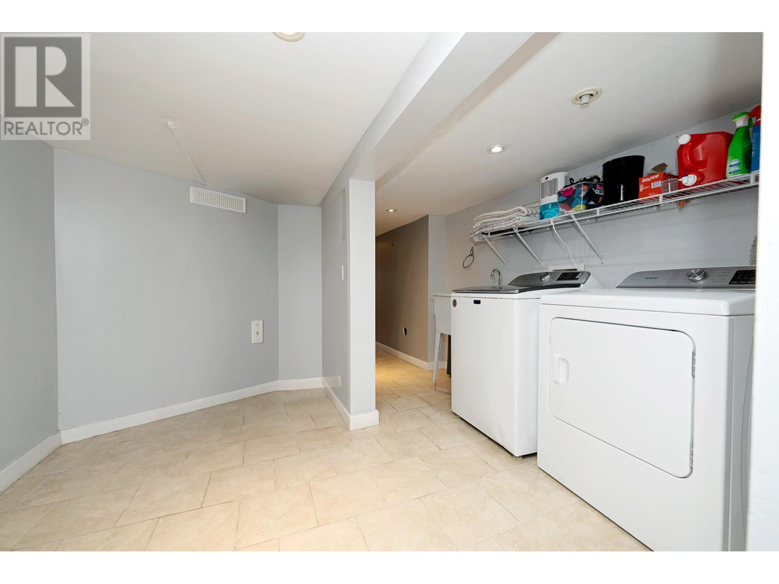 11641 212 Street, Maple Ridge, British Columbia  V2X 4Z6 - Photo 23 - R2829280