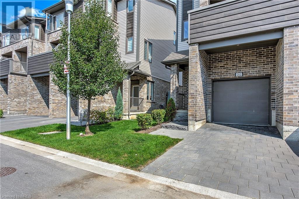 1960 Dalmagarry Road Unit 202, London,