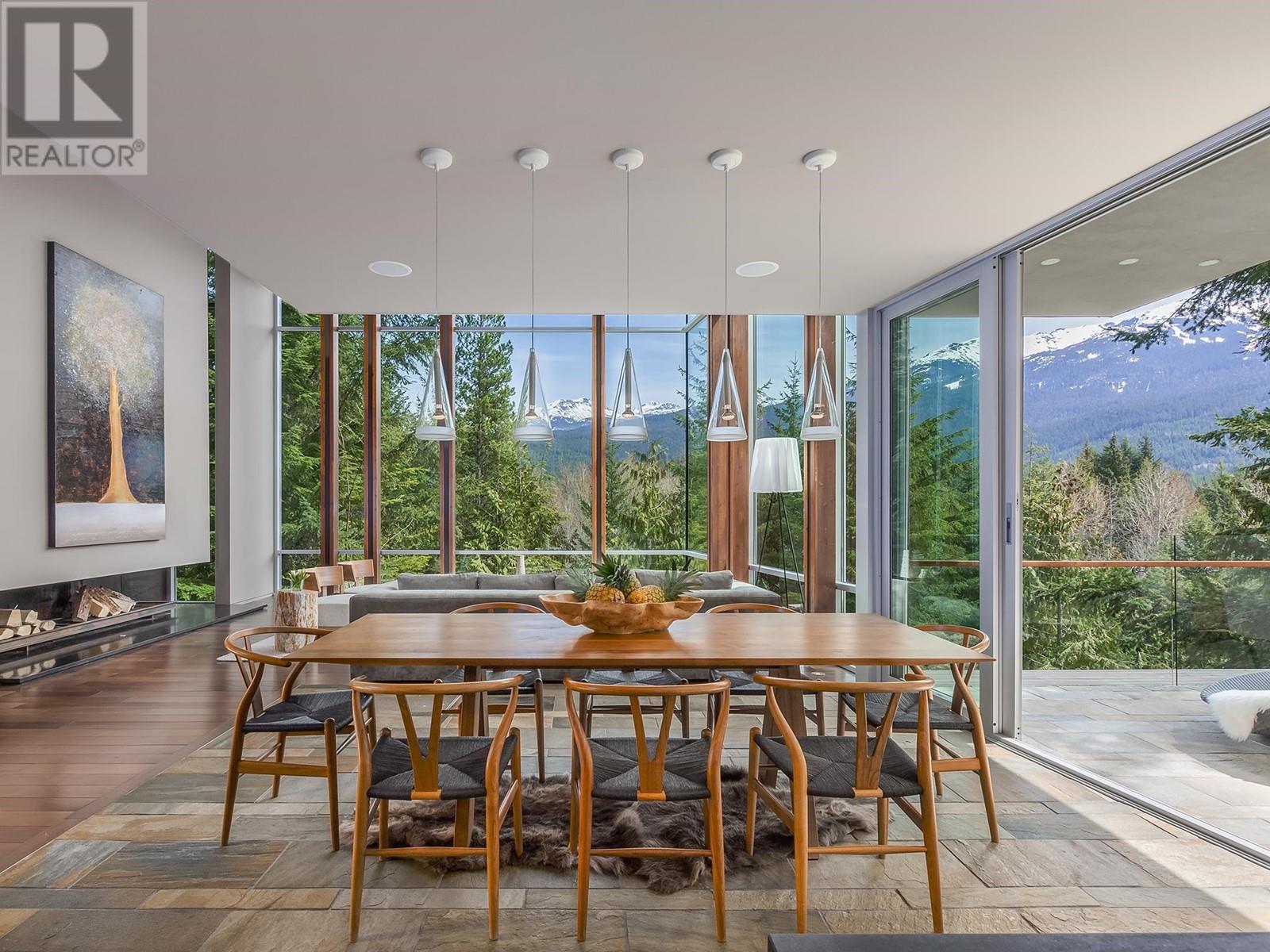 7452 Treetop Lane, Whistler, British Columbia  V8E 0E9 - Photo 8 - R2837942