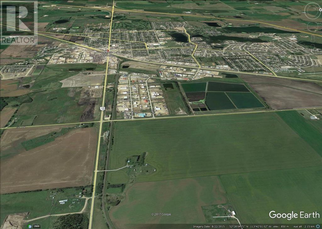 Sw 28 40 26 W4 Highway 12, Lacombe, Alberta  T4L 0B9 - Photo 1 - A1068693