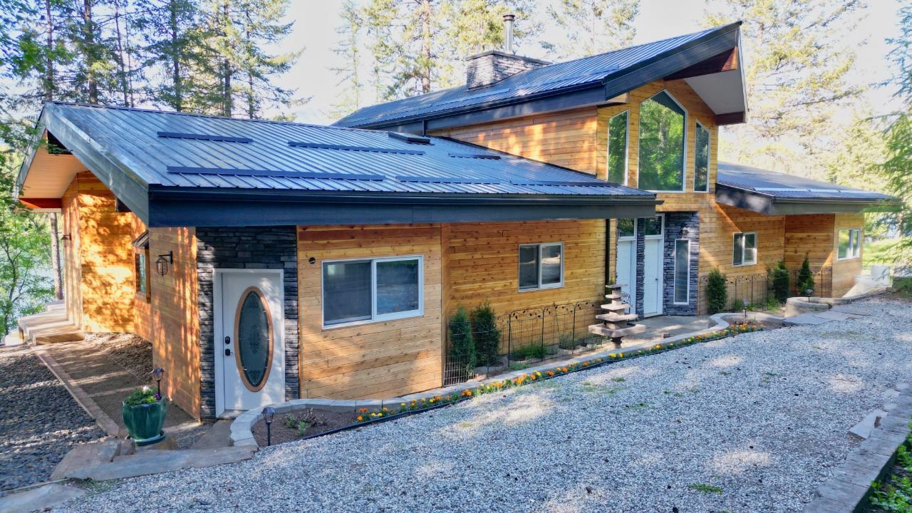 1323 TIE LAKE SHORE ROAD S, jaffray, British Columbia