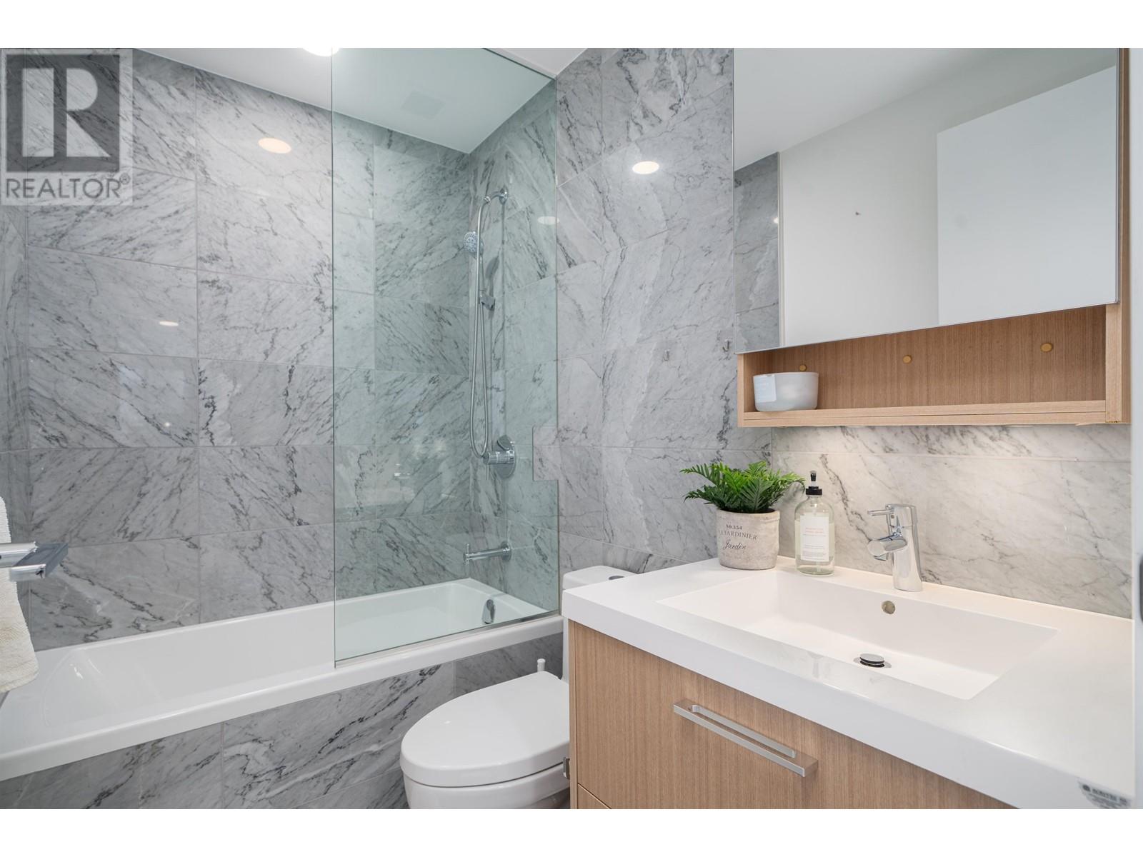 319 5580 No. 3 Road, Richmond, British Columbia  V6X 0R8 - Photo 32 - R2838054