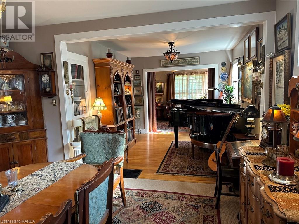 124 Arthur Street, Gananoque, Ontario  K7G 1A9 - Photo 4 - 40472808