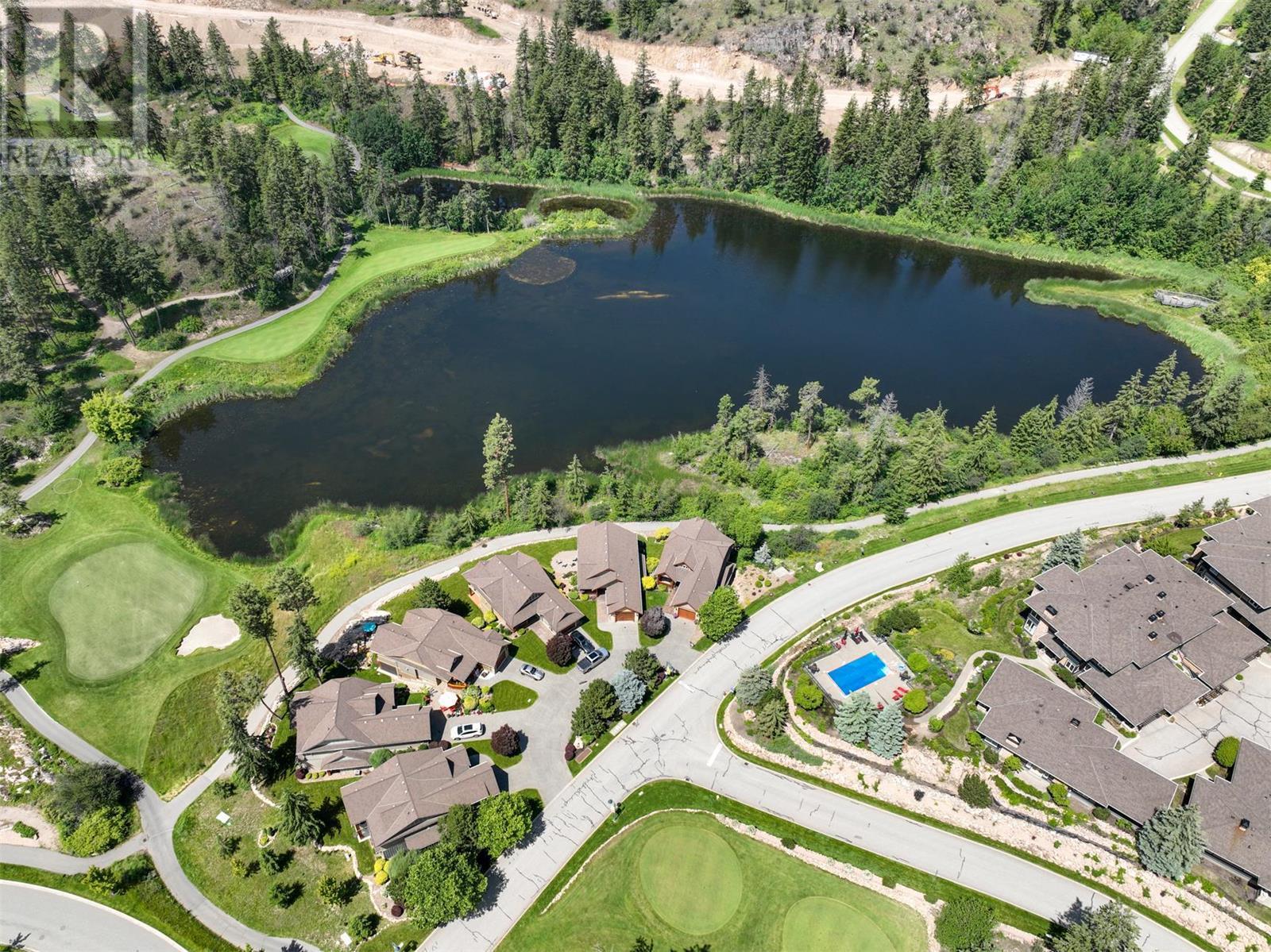 27 Birdie Lake Drive Unit# 6 Vernon