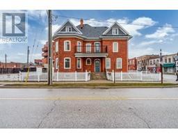 20 DIVISION STREET South, kingsville, Ontario