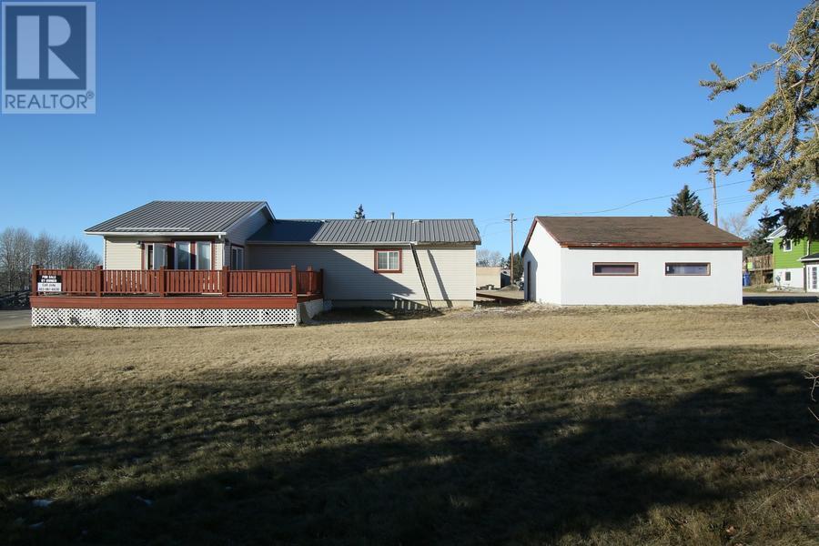 110 Railway Avenue W, cremona, Alberta