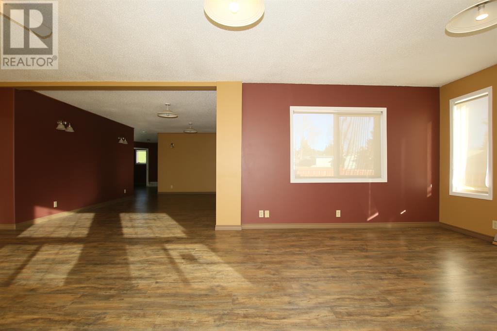 110 Railway Avenue W, Cremona, Alberta  T0M 0R0 - Photo 9 - A2090869