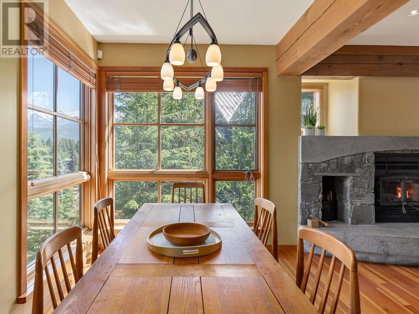 3566 Falcon Crescent, Whistler, British Columbia  V8E 0B9 - Photo 6 - R2838249