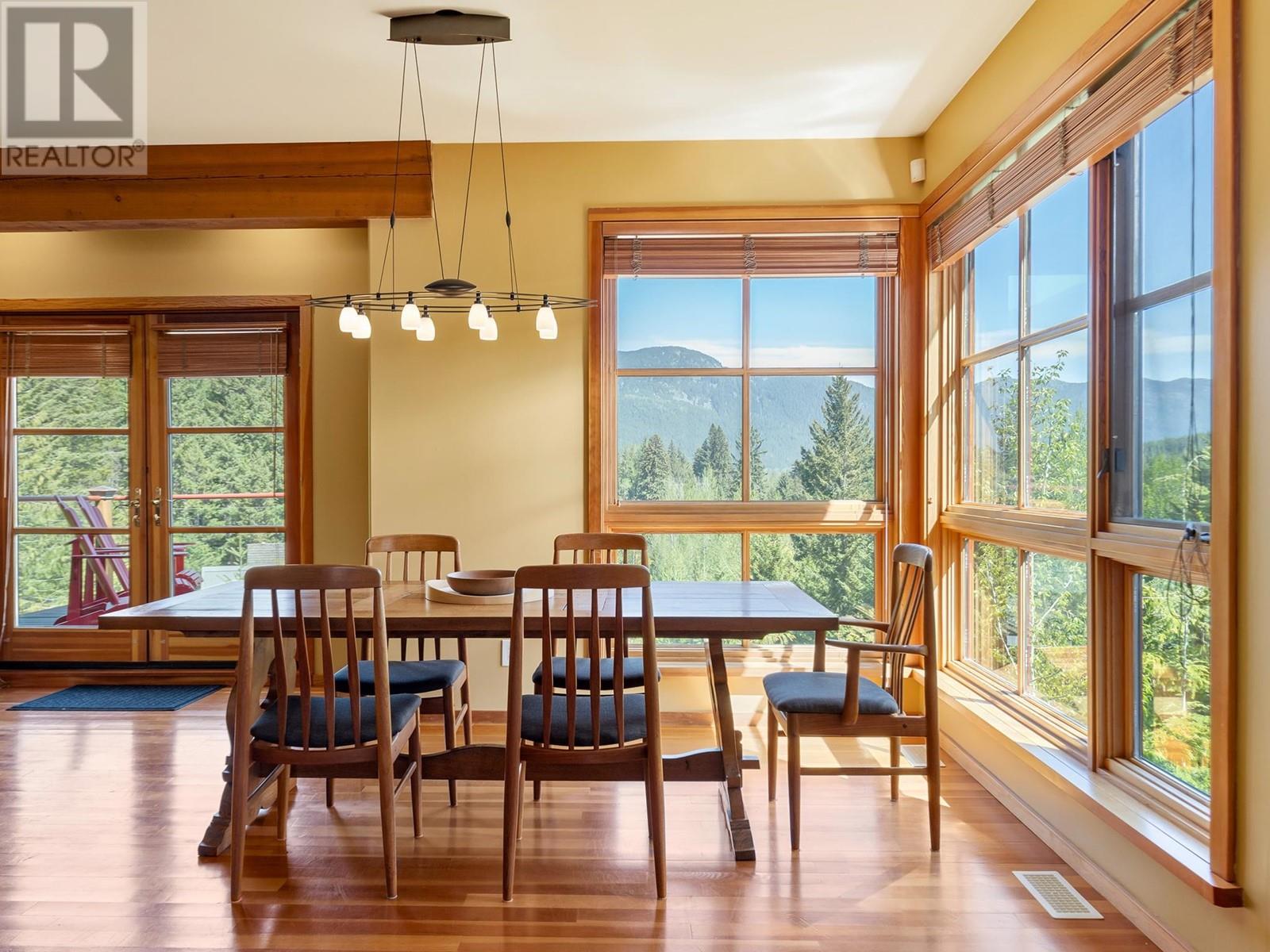 3566 Falcon Crescent, Whistler, British Columbia  V8E 0B9 - Photo 8 - R2838249