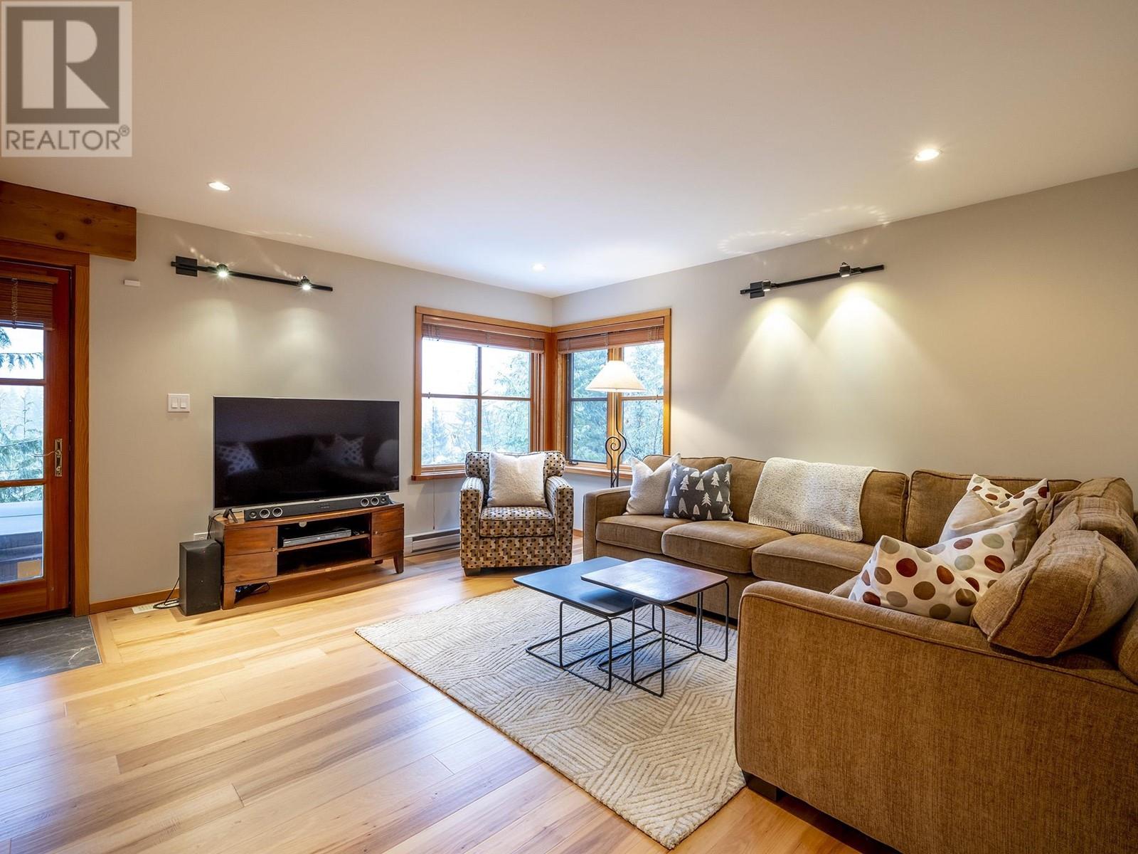 3566 Falcon Crescent, Whistler, British Columbia  V8E 0B9 - Photo 24 - R2838249