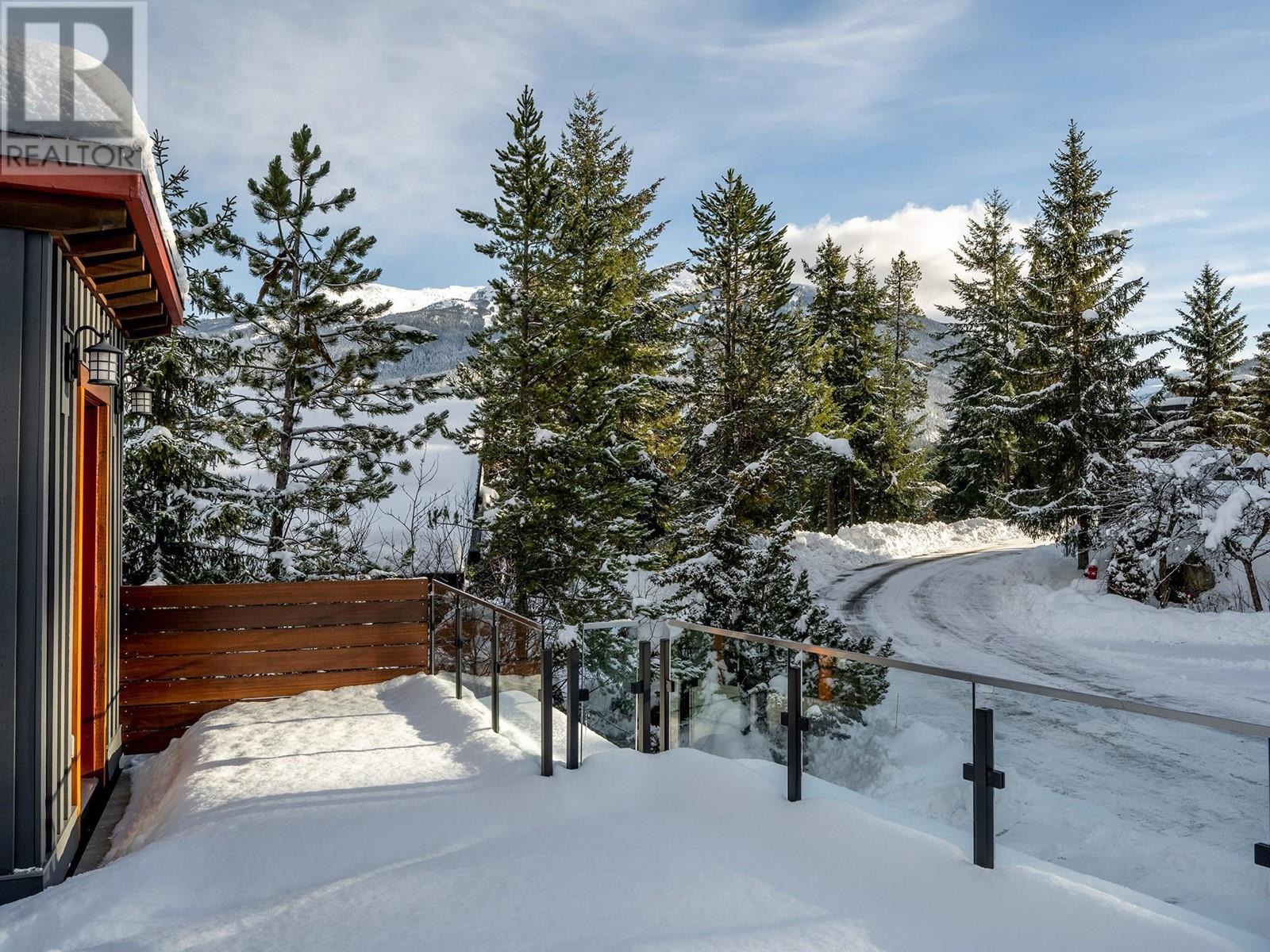 3566 Falcon Crescent, Whistler, British Columbia  V8E 0B9 - Photo 23 - R2838249