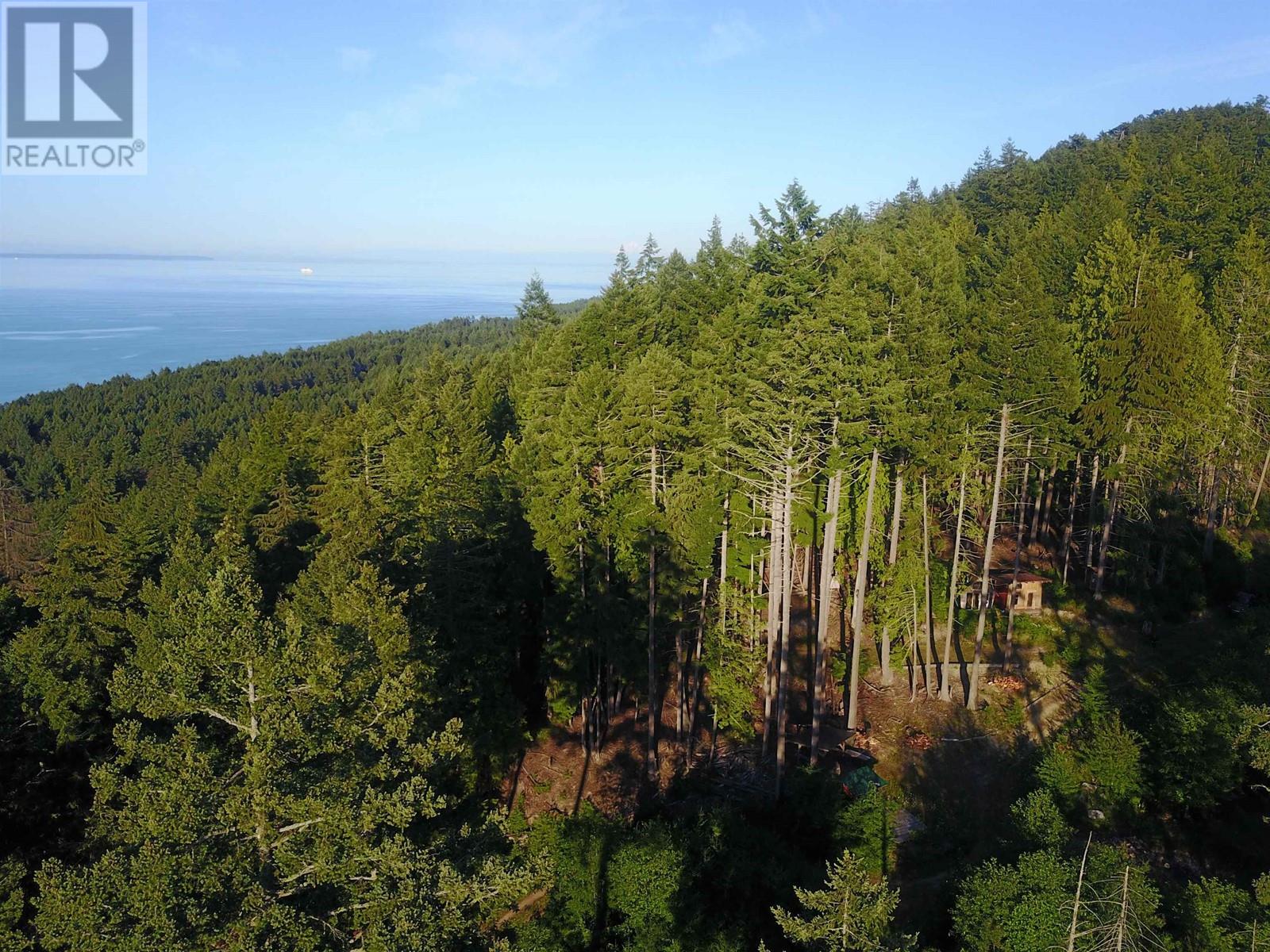 1221 Georgia View Road, Galiano Island, British Columbia  V0N 1P0 - Photo 2 - R2821504