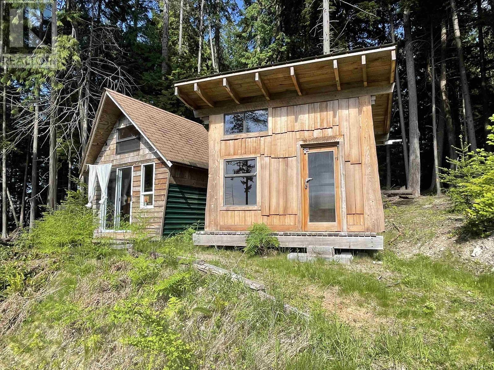 1221 Georgia View Road, Galiano Island, British Columbia  V0N 1P0 - Photo 7 - R2821504