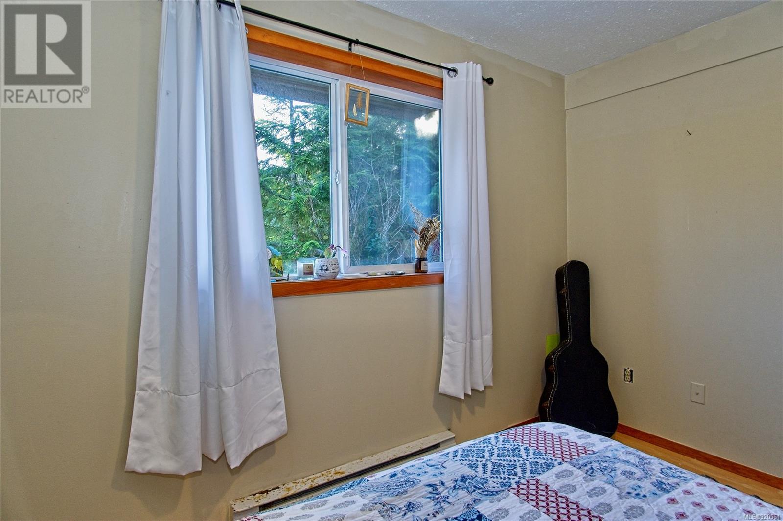 1373 Victoria Rd, Ucluelet, British Columbia  V0R 3A0 - Photo 16 - 920561