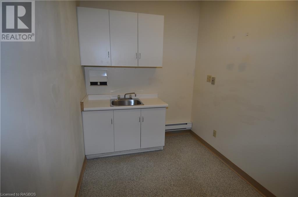 202a - 945 3rd Avenue E, Owen Sound, Ontario  N4K 2K8 - Photo 9 - X10851618