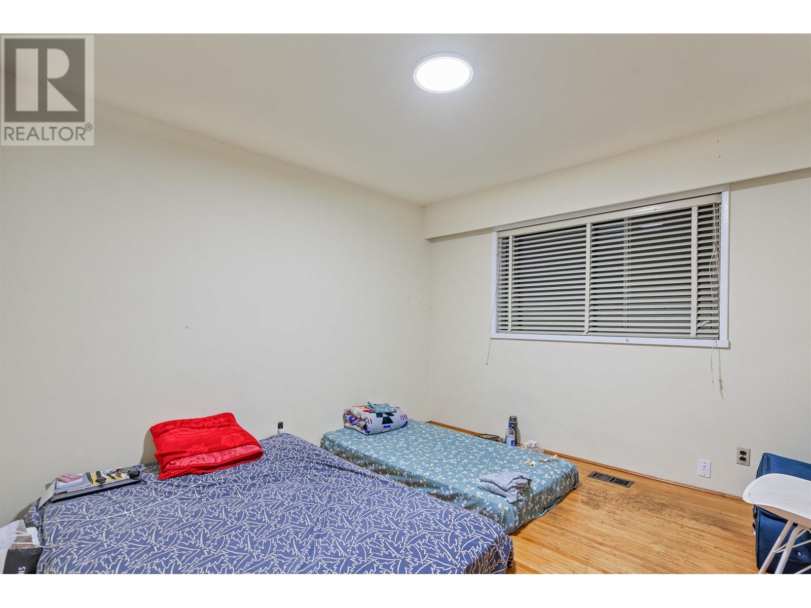 5365 Earles Street, Vancouver, British Columbia  V5R 3S2 - Photo 12 - R2838026