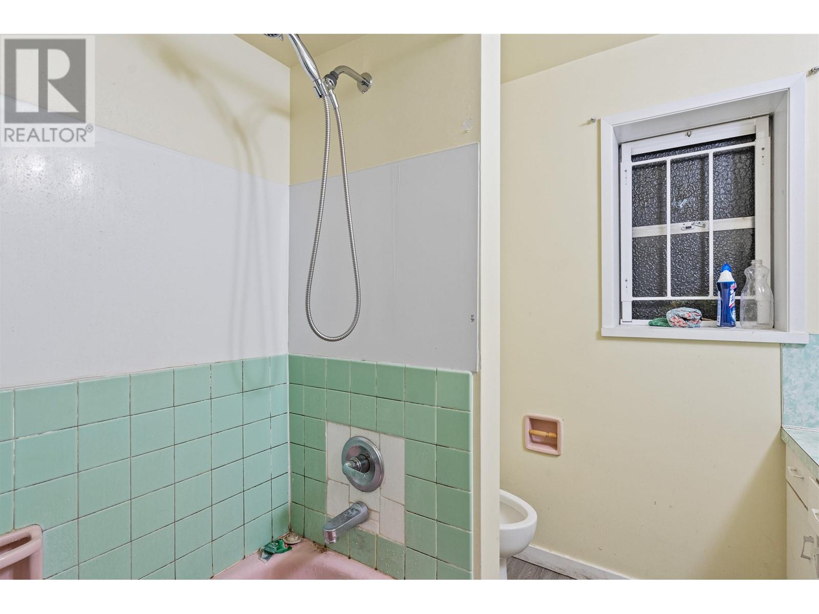 5365 Earles Street, Vancouver, British Columbia  V5R 3S2 - Photo 17 - R2838026