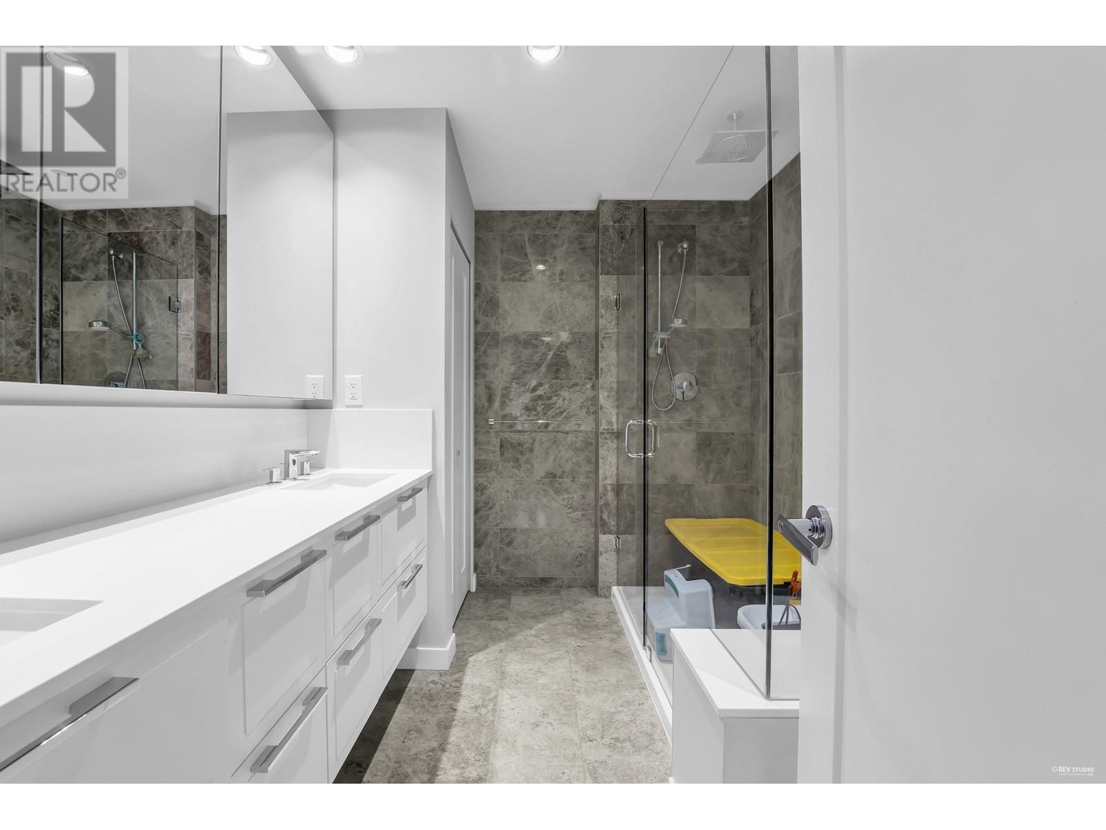 808 118 Carrie Cates Court, North Vancouver, British Columbia  V7L 0B2 - Photo 20 - R2838437