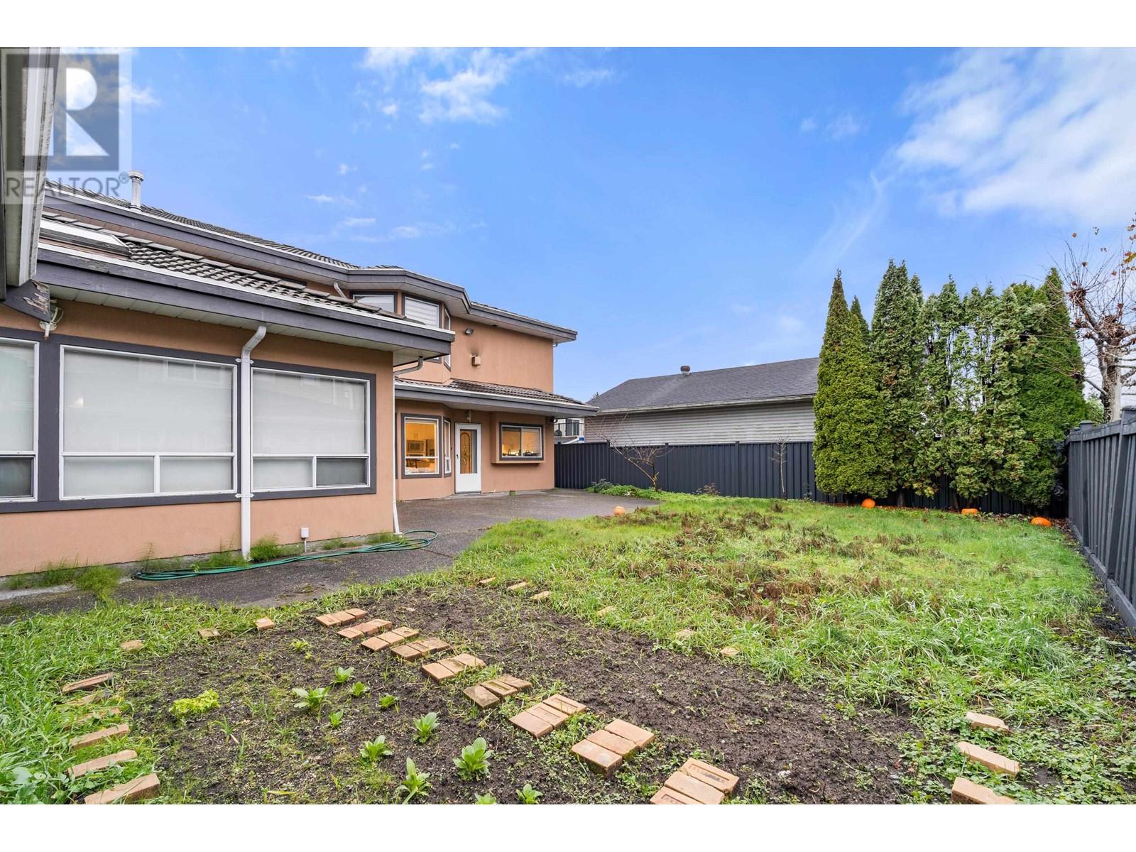 7251 Ash Street, Richmond, British Columbia  V6Y 2R9 - Photo 13 - R2838327