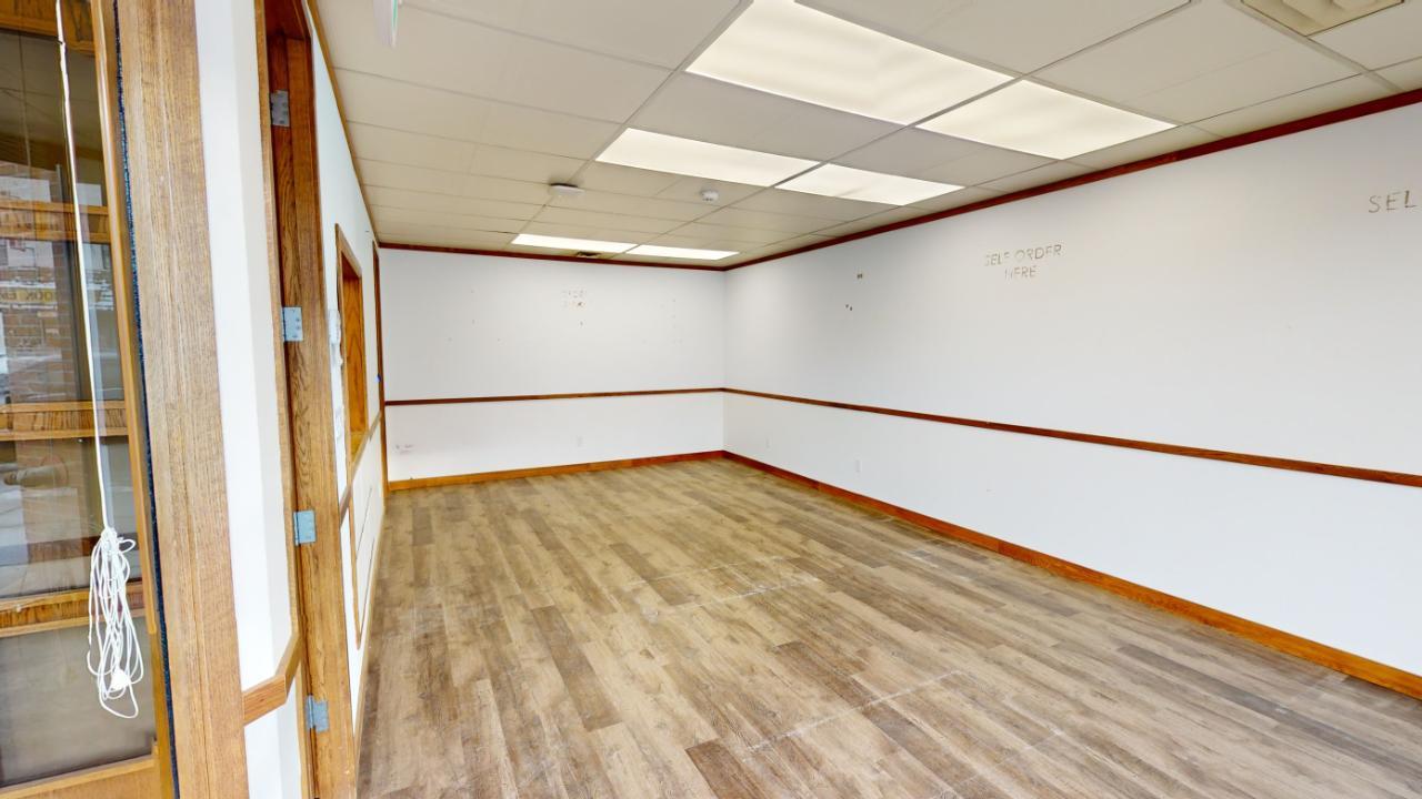 930 Baker Street, Cranbrook North, British Columbia  V1C 1A5 - Photo 5 - 2474406