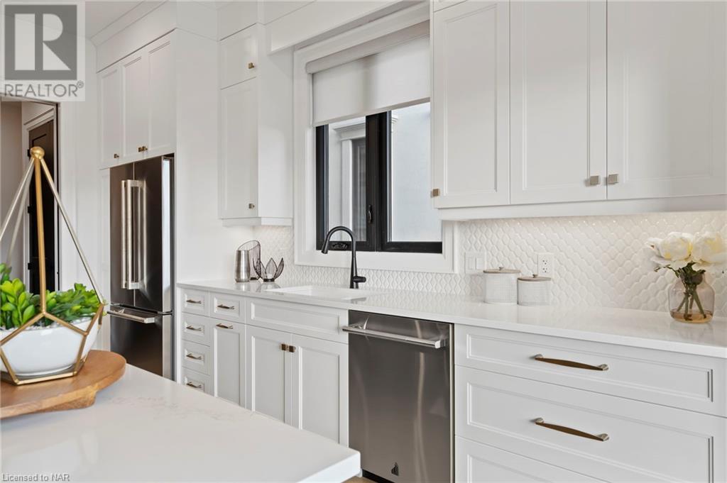 6506 Lucia Drive, Niagara Falls, Ontario  L2J 0E9 - Photo 21 - 40523671