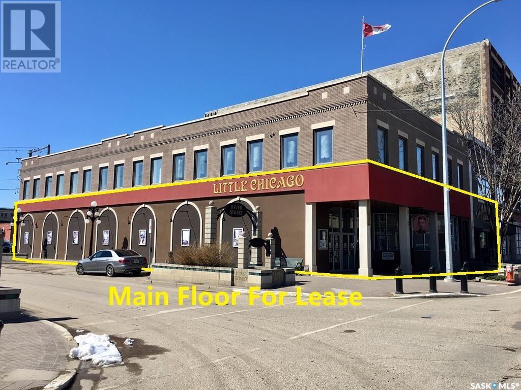 108 Main Street N, Moose Jaw, Saskatchewan  S6H 3J7 - Photo 1 - SK955125