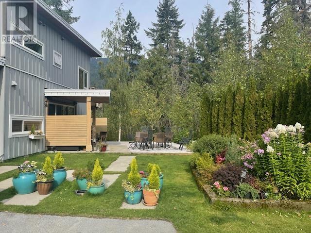 1087 Madeley Place, Whistler, British Columbia  V8E 0K5 - Photo 32 - R2838535