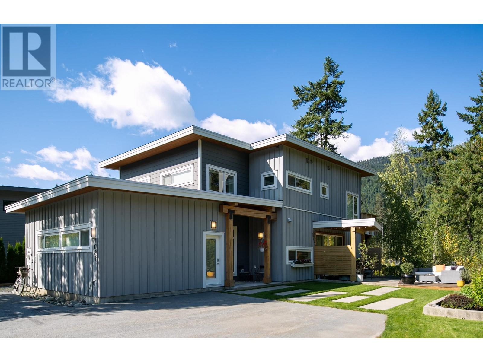 1087 Madeley Place, Whistler, British Columbia  V8E 0K5 - Photo 33 - R2838535