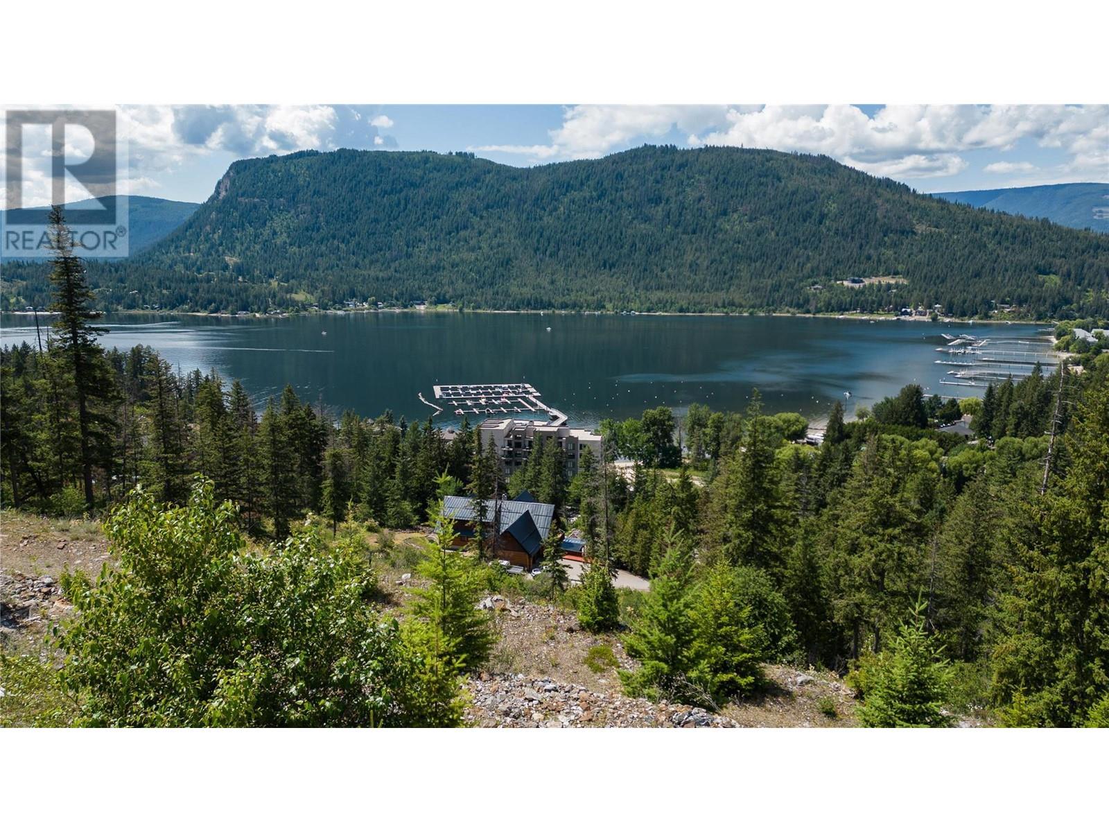 262 Bayview Drive Sicamous