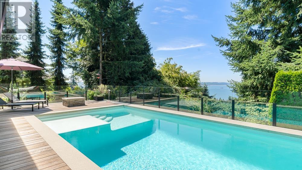 2650 Rosebery Avenue, West Vancouver, British Columbia  V7V 3A2 - Photo 13 - R2838749